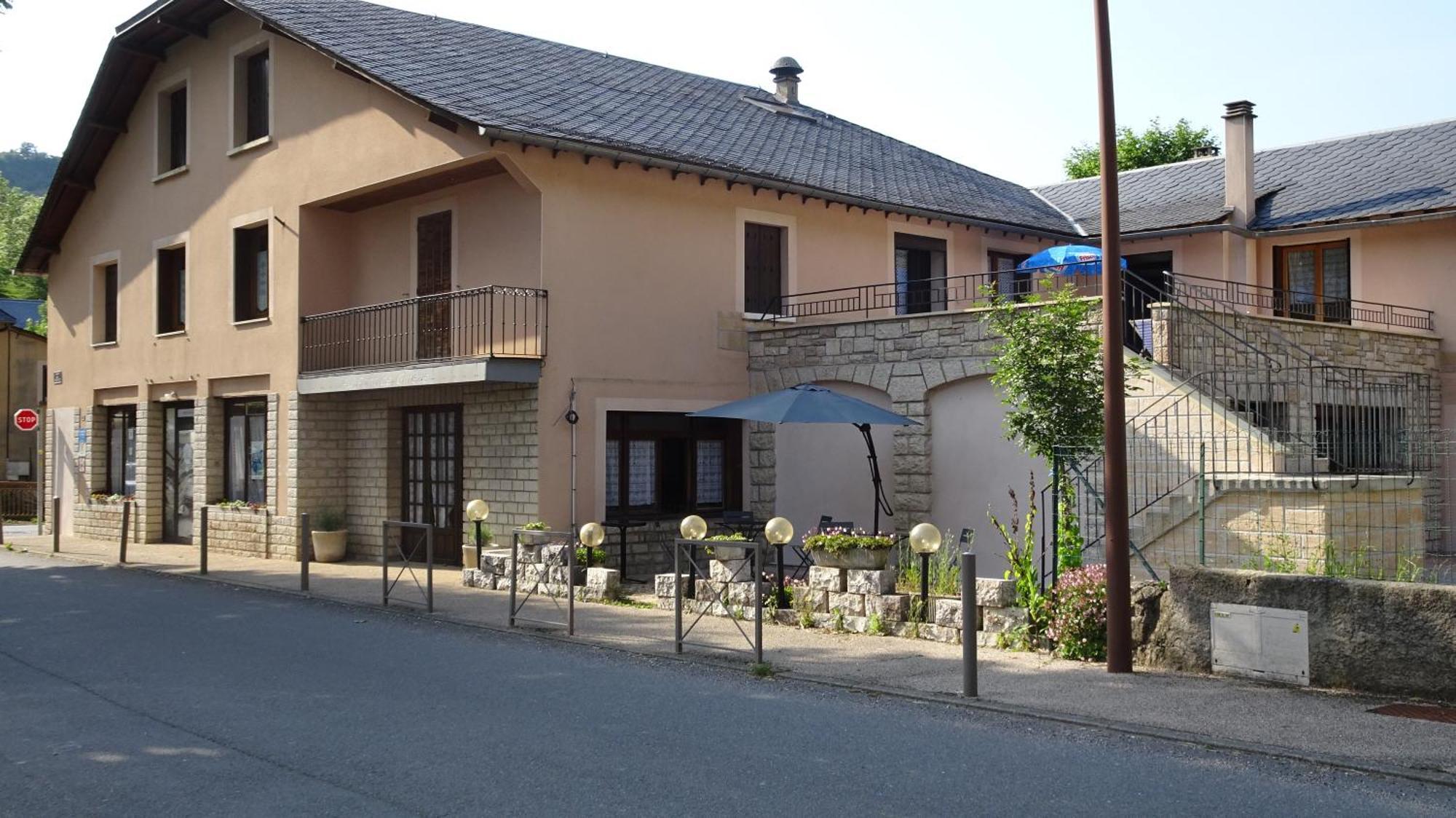 Au Pont De La Gineze Bed & Breakfast Barjac  Exterior photo